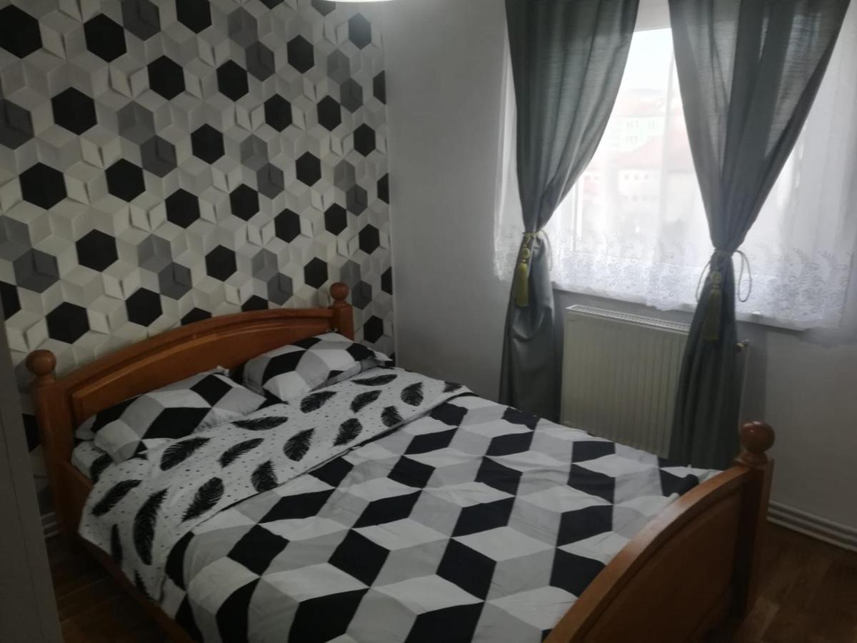 Apartament Erik Apartman Nagyszeben Kültér fotó